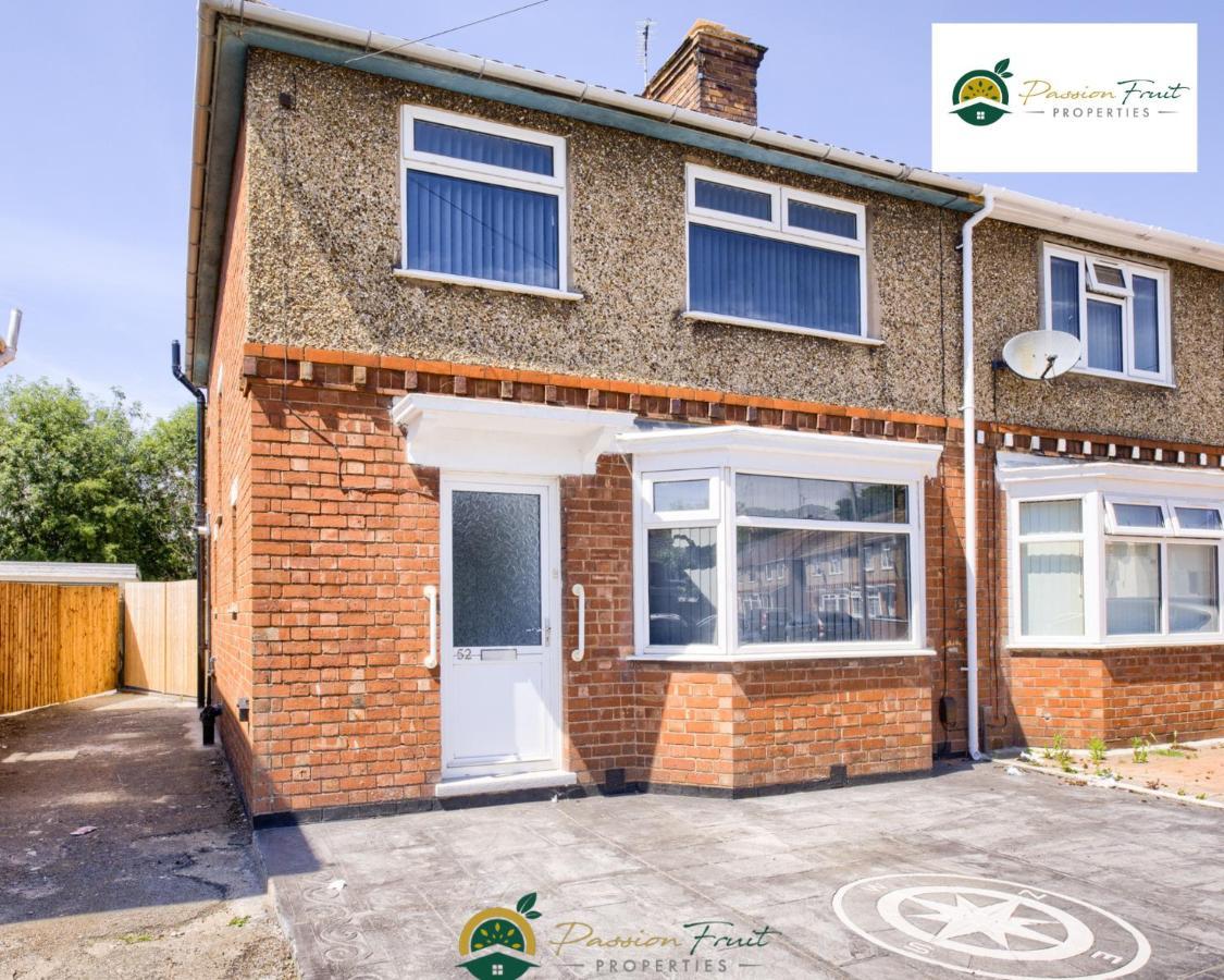 3 Bedroom Coventry House By Passionfruitproperties With Free Wi-Fi, Large Garden And Driveway - 52Nrc Kültér fotó